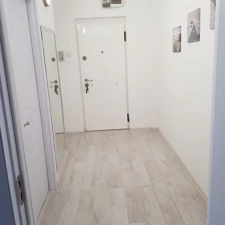 Apartament Flo