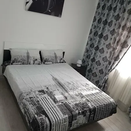 Flo Apartment